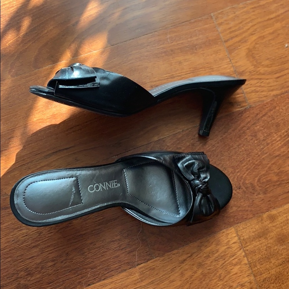 NWT Connie Bonnie Low Heels